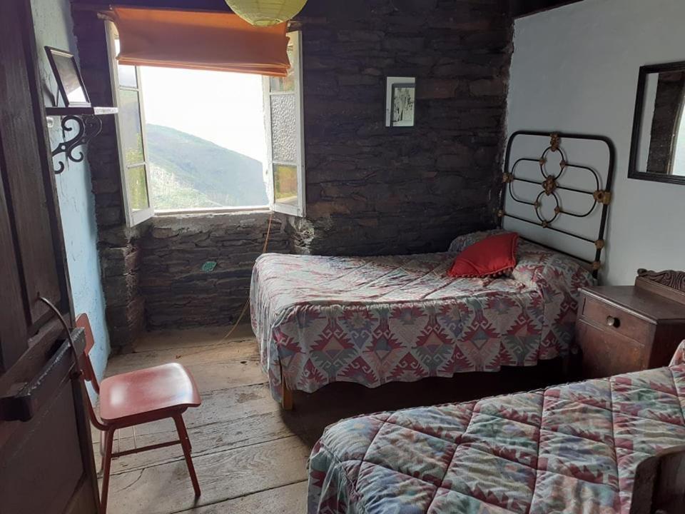 Albergue Escanlar Lugo Esterno foto